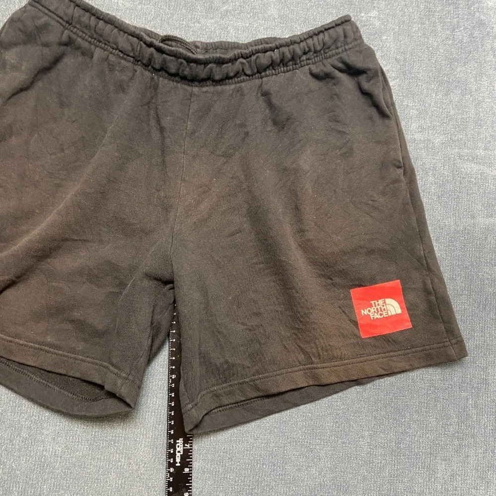 The North Face Sweat Shorts Mens L Black Fleece Lined Logo Drawstring Athletic